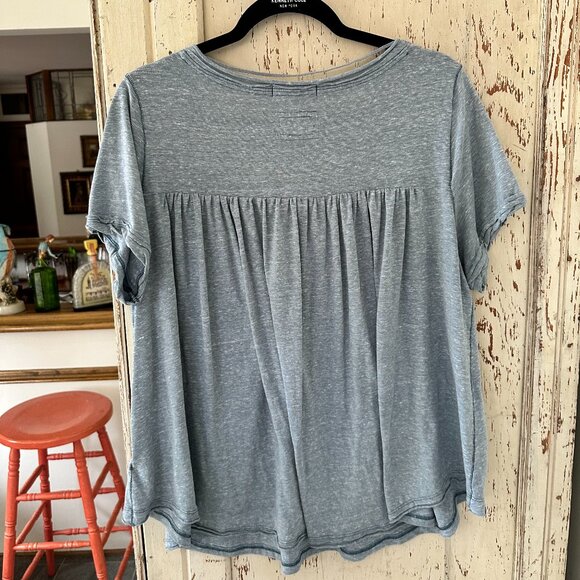 WE THE FREE BLUE ALL YOU NEED V-NECK TEE - Picture 7 of 7